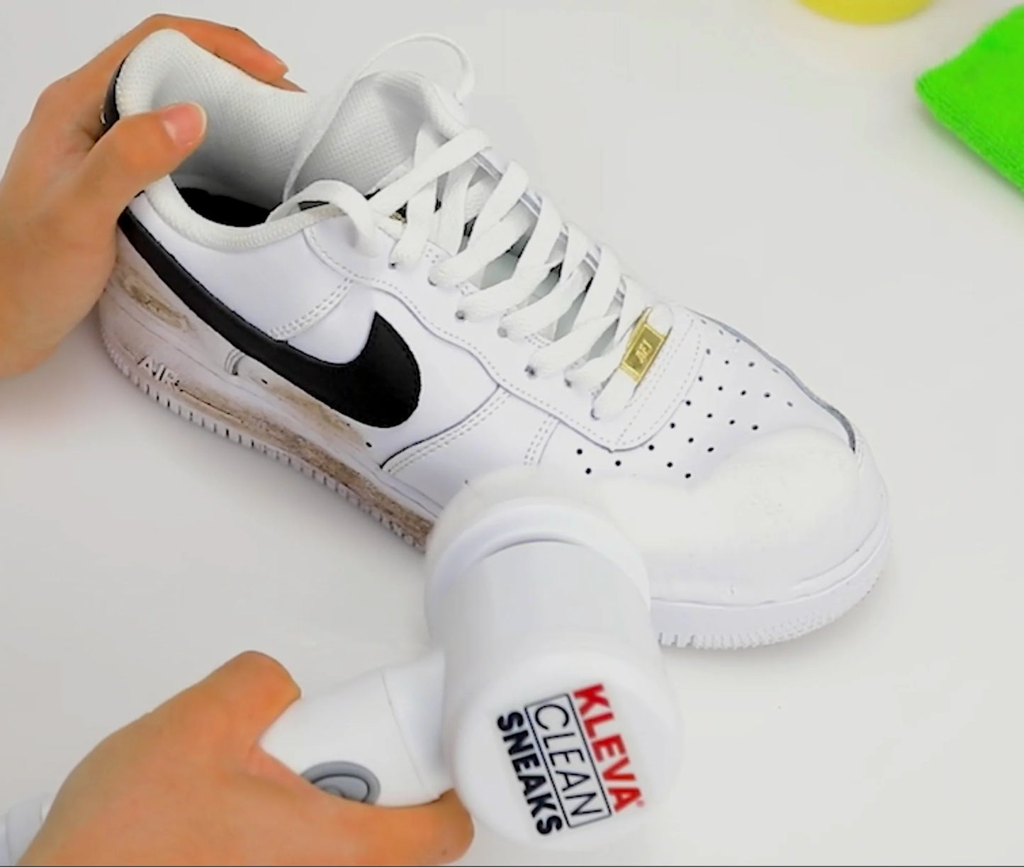 Kleva Clean Sneaks Automatic Shoe Cleaner Kit - 5PCKCSNEAKS-01
