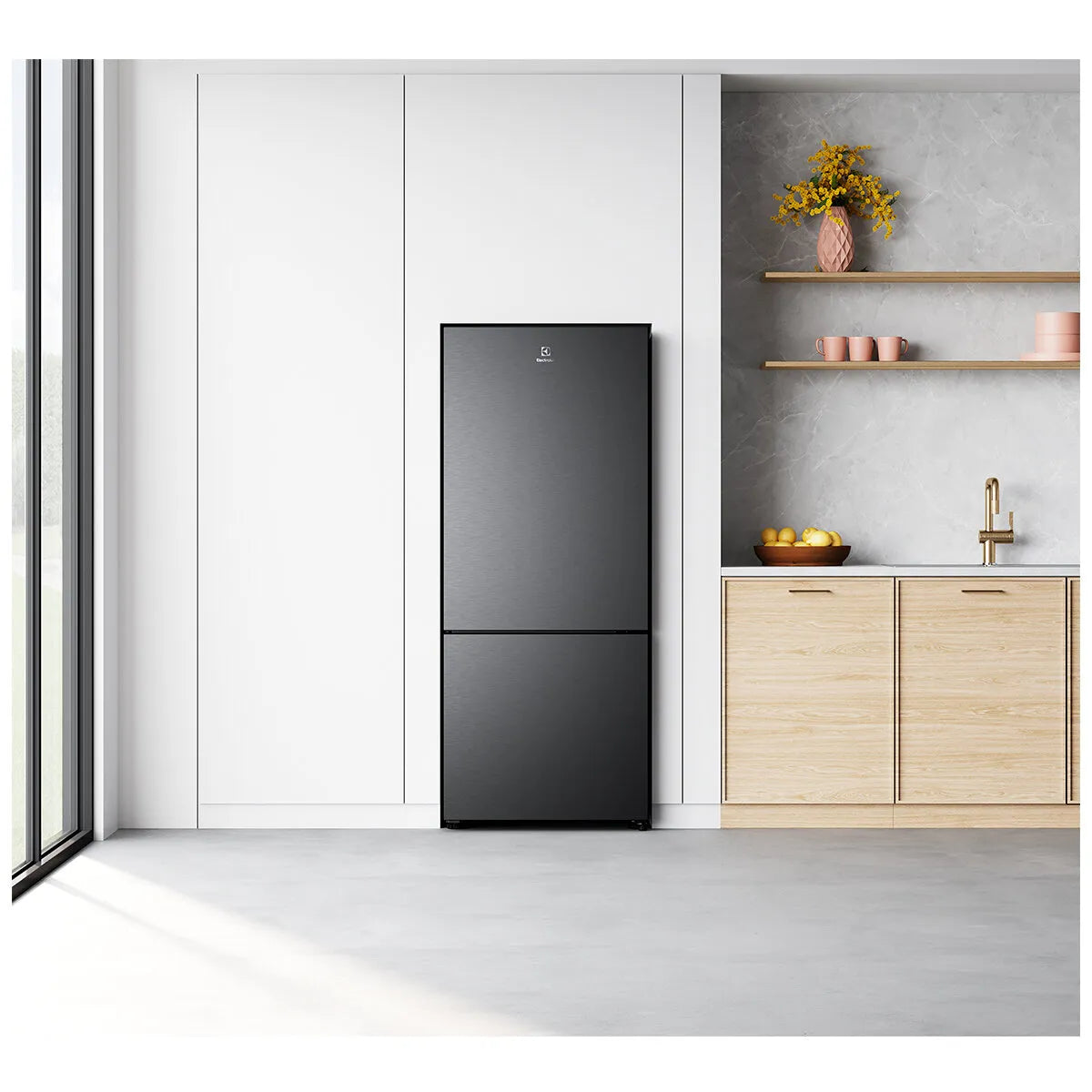 Electrolux 425L Ultimate Taste 500 Bottom Mount Fridge Left Hinge - Matte Black EBE4302BD-L